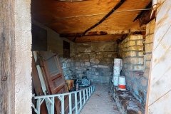 Bloom-Ranch-White-House-Rusted-Shacks-Image-_020