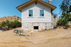 Bloom-Ranch-White-House-Rusted-Shacks-Image-_041