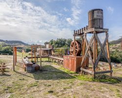 Mining_Town_001