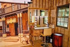 Saloon-Image-015