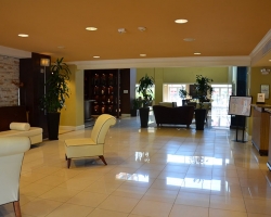 lobby_restaurant_0002