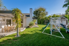 Family-Backyard-Home-Image-010