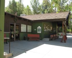 Exterior_Lodge (1)