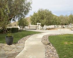 exterior_front_0032