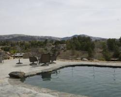 exterior_pool_area_0001