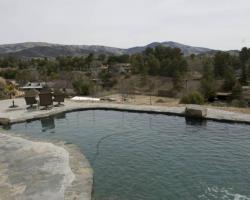 exterior_pool_area_0006