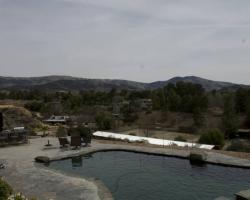 exterior_pool_area_0013