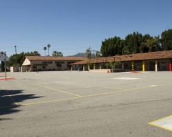 elementary_exterior_0022