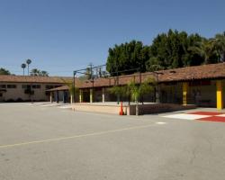 elementary_exterior_0031