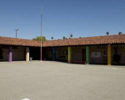 elementary_exterior_0032