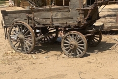 props_010