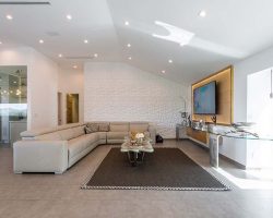 Hall_019