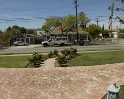 exterior_front_0030
