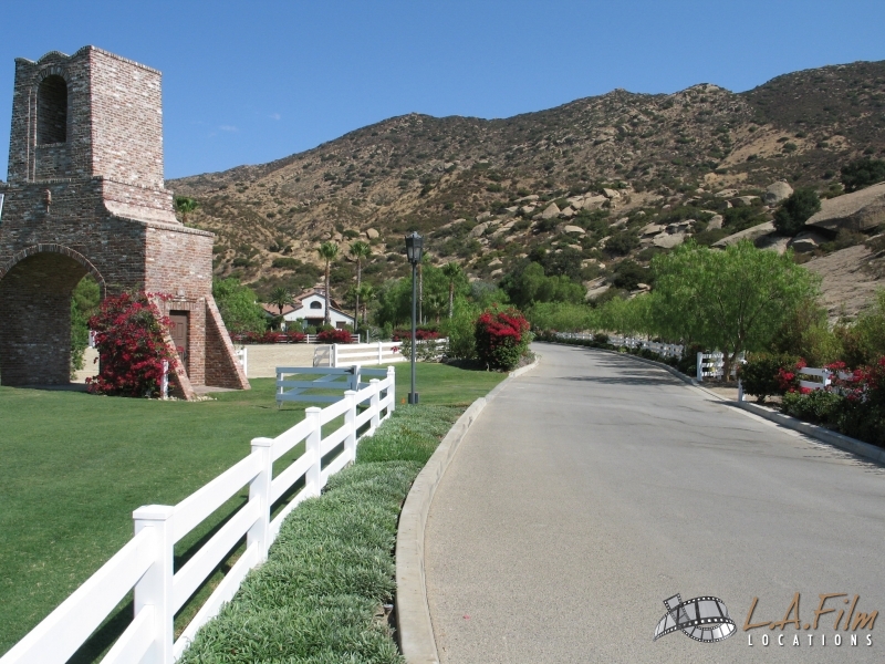 Hummingbird Nest Ranch