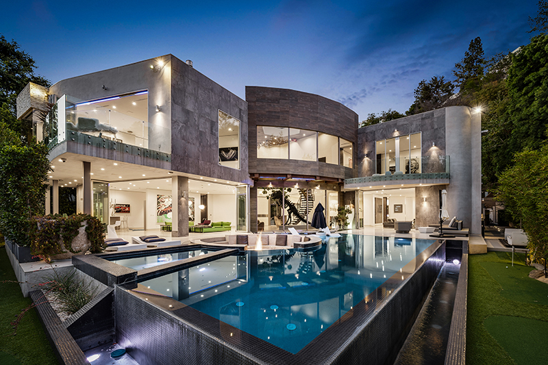 Nightfall Properties – The Chantilly Estate