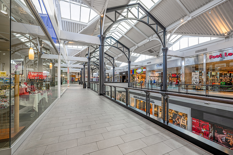 Valencia Town Center Mall – Common Areas