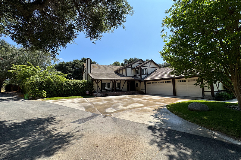 Maly House