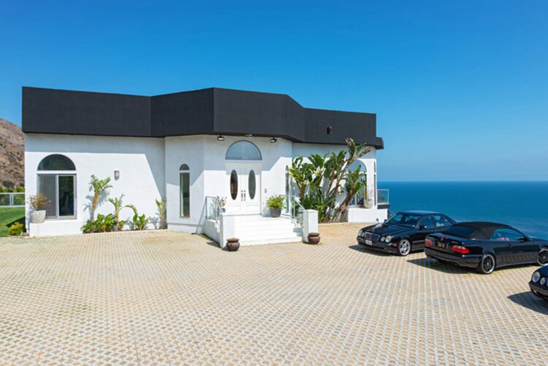 Oceanside Estate