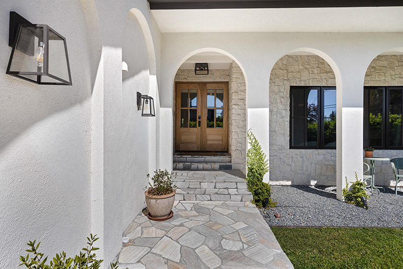 The White Archway House